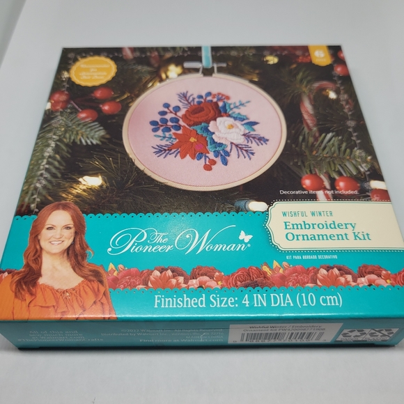 Embroidery Ornament kit by The Pioneer Women "wishful winter" retired new - Picture 5 of 11